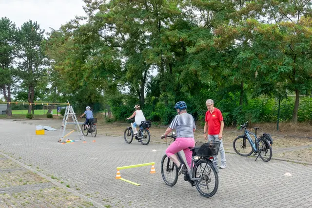Bremsen und ausweichen | Foto: Gerhard Öfner