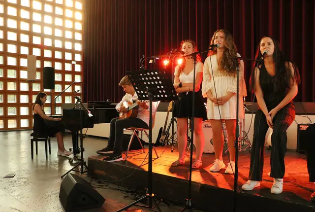 Foto: Bilder. Fachschaft Musik ETGA