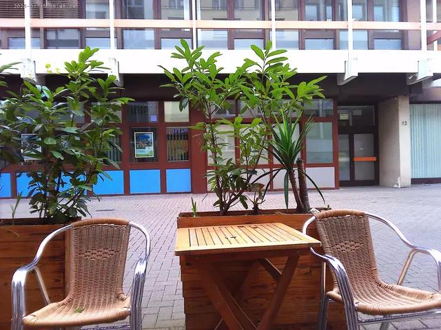 Café in der Ludwigshafener Amtsstraße. | Foto: Foto: Günther H.P. Hummrich