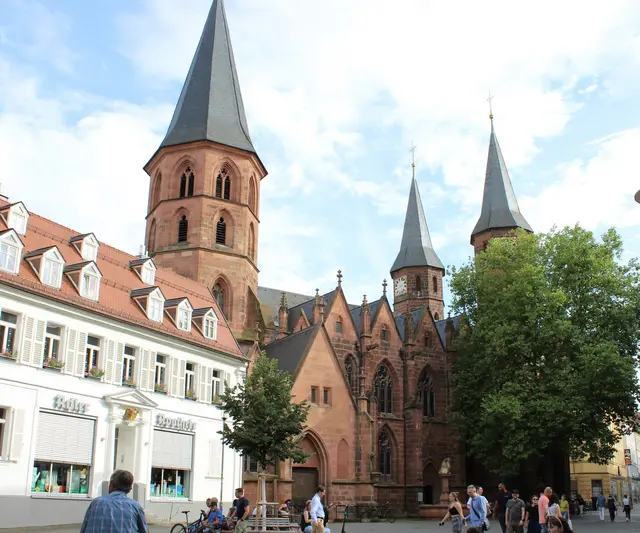 Die Stiftskirche in Kaiserslautern | Foto: Monika Klein