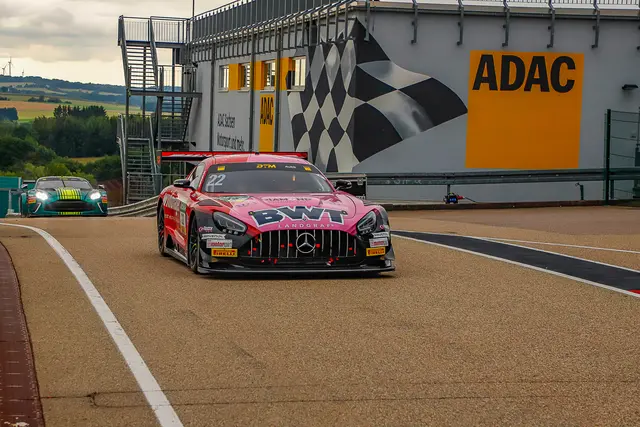 Der Österreicher Lucas Auer vom Mercedes Landgraf-Team ist DTM-Spitzenreiter | Foto: Marcel Uhlmann