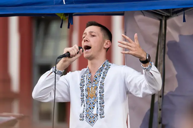 Der Sänger Marmen wird auf dem Mannheimer Marktplatz auftreten.  | Foto: Christian Gaier