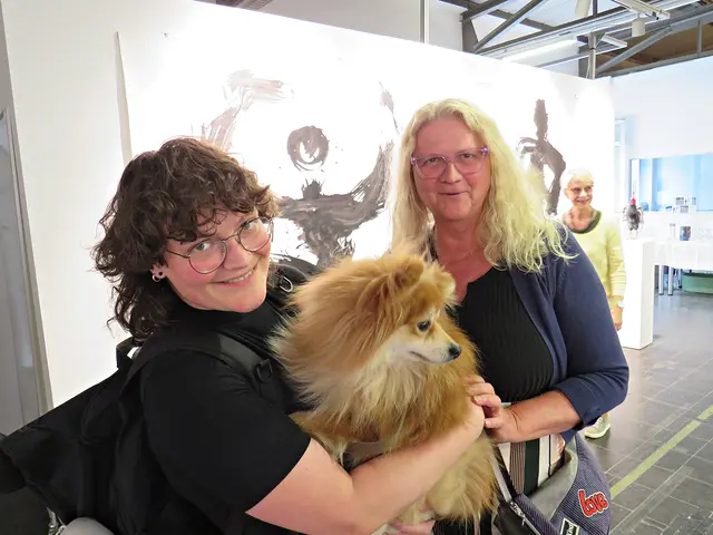 Zwergspitz Poncik erhaschte viele Streicheleinheiten | Foto: Brigitte Melder