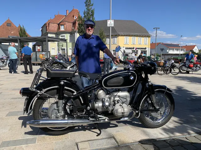 Die Motorrad-Ausstellung wird seit vielen Jahren von Bertold Albert organisiert | Foto: Michael Sonnick