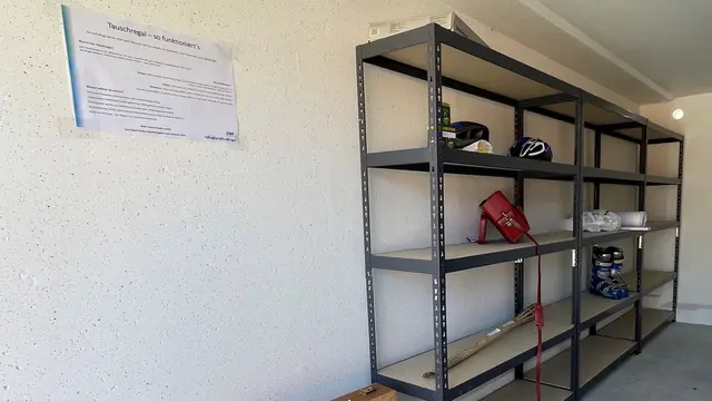 Tauschregal Wertstoffcenter | Foto: EWF