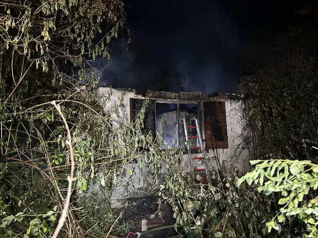 Das eingeschossige, unterkellerte Gebäude brannte nahezu vollständig aus und stürzte teilweise ein | Foto: Polizeiinspektion Rockenhausen