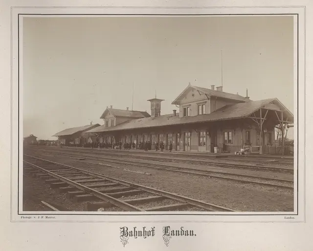 Historischer Bahnhof Landau/Pfalz 1855. | Foto: Bildnachweis: Historisches Museum der Pfalz in Speyer ( https://rlp.museum-digital.de/object/82145).
