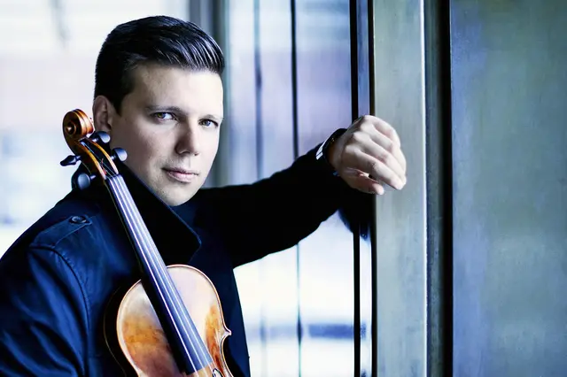 Sergei Dogadin tritt beim Eröffnungskonzert als Solist auf | Foto: Michael Novak/gratis