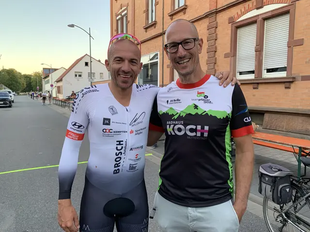 Sieger Andreas Mayr und Martin Slosharek (rechts) vom Radhaus Koch in Mutterstadt | Foto: Michael Sonnick