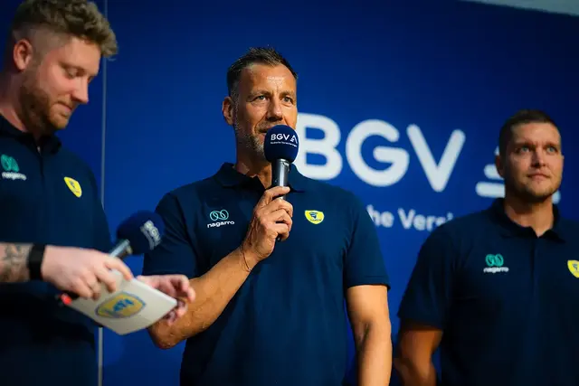 Maik Machulla sagt: „Ich bin überrascht, wie gut und physisch diese Mannschaft zu diesem frühen Zeitpunkt im Saft steht | Foto: RNL
