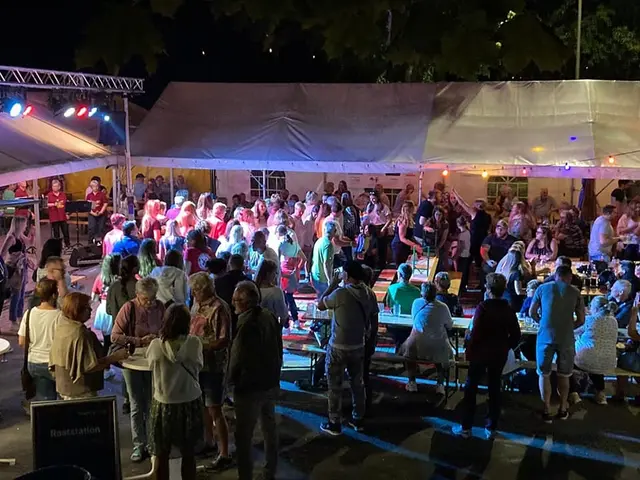 Die Alsenzer Kerwe zieht stets viele Besucher aus nah und fern an | Foto: OG Alsenz