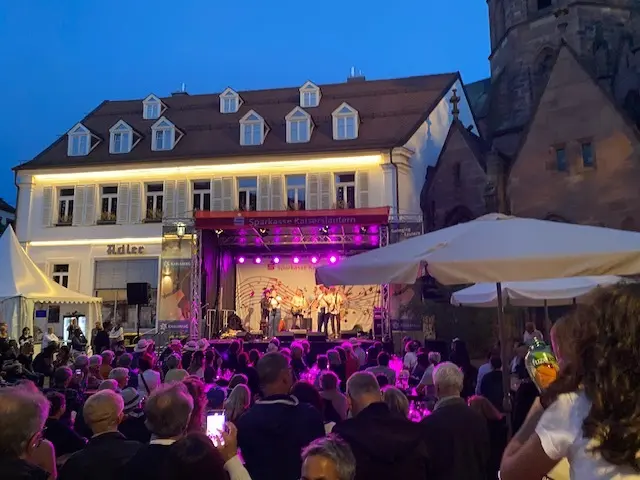 Swinging Lautern 2025: Musik auf Bühnen gehört dazu | Foto: View/gratis