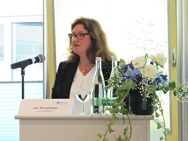 Kerstin Koch-Bitsch führte durch das Programm | Foto: Brigitte Melder