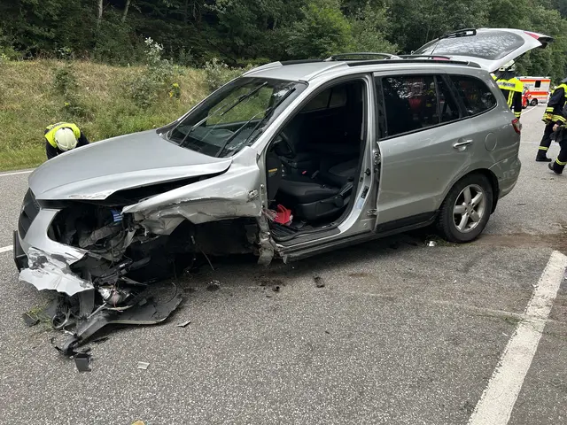 An beiden Fahrzeugen entstand ein Sachschaden in Höhe von rund 15.000 Euro | Foto: Polizei Waldfischbach-Burgalben