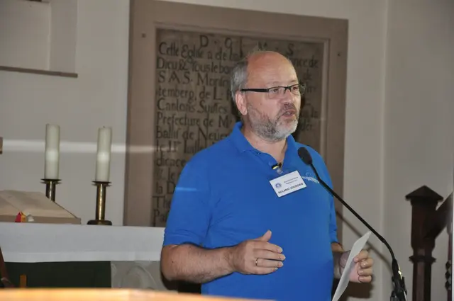 Vorsitzender des Waldenservereins, Roland Jourdan bei seiner Begrüßung. | Foto: Waldenserverein Palmbach e. V.