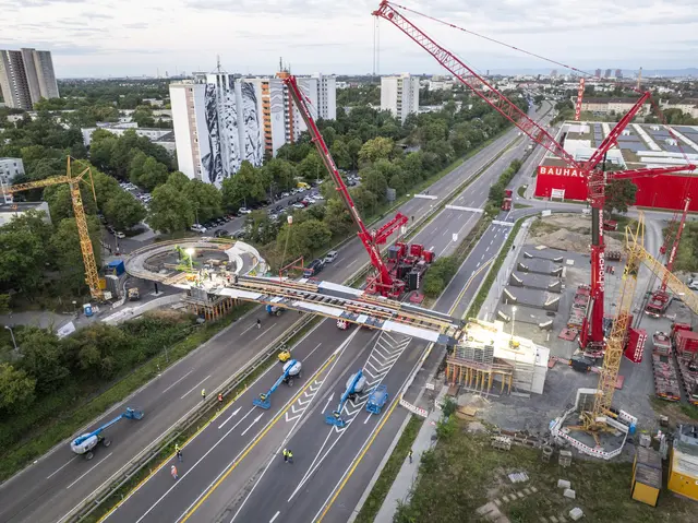 Die Brücke sitzt | Foto: MWST/Erkan Sezer