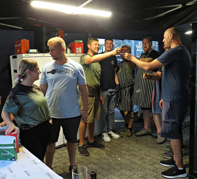 Prost | Foto: Brigitte Melder