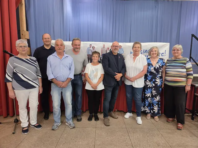 Neuer Vorstand des VdK Lachen-Speyerdorf-Duttweiler v.l.n.r.: Ruth Groll, Dr. Andreas Böhringer, Wolfgang Rühling, Wolfgang Güllich, Regina Zwing, Claus Schick, Rosemarie Biegel, Edeltraut Knerr, Angelika Reif | Foto: Andreas Böhringer