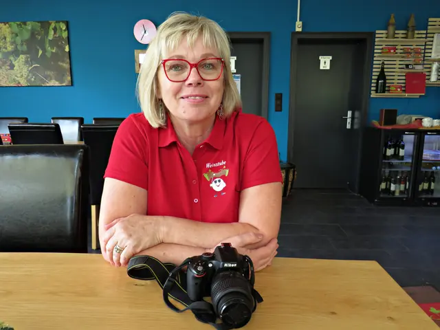 Anke Glaser beim Gespräch | Foto: Brigitte Melder