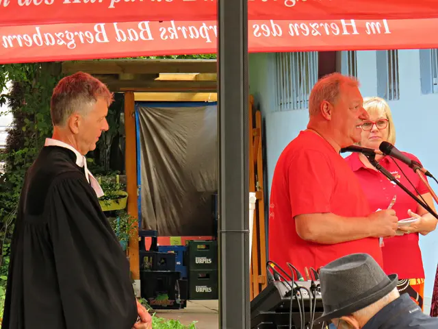 Diakon Rainer Brunck und Reinhard Glaser mit Anke Glaser | Foto: Brigitte Melder
