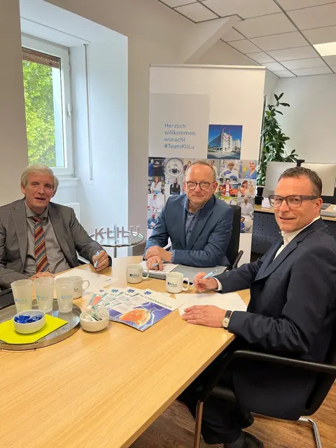 Frank Ratzlaff, Prof. Dr. Klaus Blettner und Jan Stanslowski (v.l.n.r) | Foto: Klinikum Ludwigshafen