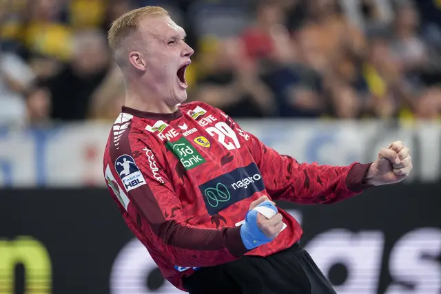 Löwen-Torwart David Späth jubelt im Heimspiel gegen GWD Minden. | Foto: Zimmermann/PIX-Sportfotos