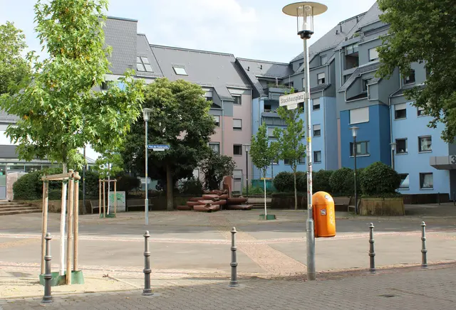 Der Stockhausplatz ist auch der "Platz der Kinderrechte" und wird beim Kinderaltstadtfest belebt | Foto: Monika Klein