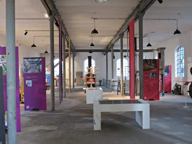 Im OG die Ausstellung angeschaut | Foto: Brigitte Melder