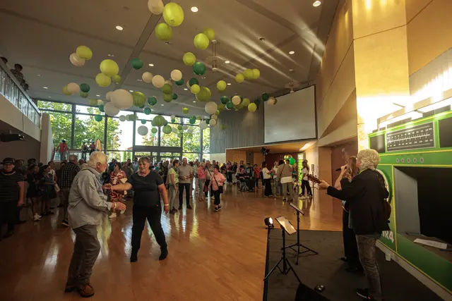 SWR4 Festival in Wörth: Am Sonntagabend rockten Smokie die  Festhalle - und das Publikum hat gefeiert und das Publikum hat schon vorab abgefeiert | Foto: Paul Needham