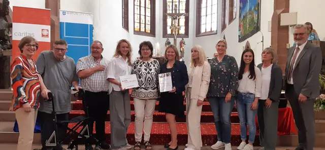 Kta Zeiskam erhält Auszeichnung | Foto: Gadinger/gratis