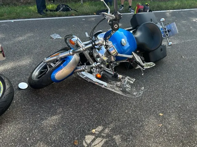 Unfall auf der L507 bei Hainfeld: Motorradkollision endet mit Rettungshubschrauber-Einsatz | Foto: Polizei Edenkoben