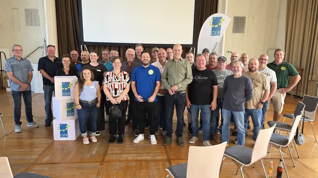 der Landrat im Gespräch mit Vereinen und Ehrenamtlichen - hier Angelvereine aus dem Kreis Germersheim | Foto: mda-kv/gratis