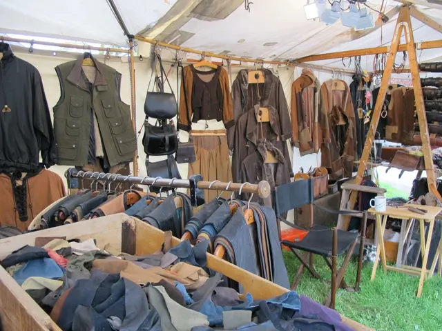 Handgemachte Unikate locken Besucher in den Herrenhof Mußbach | Foto: Heidi Rombach