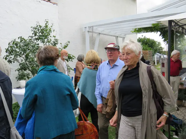 Künstlerin Ingrid Hess kam auch vorbei | Foto: Brigitte Melder