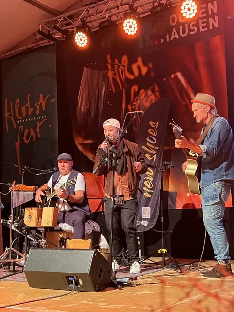 Die traditionelle Fachweinprobe - diesmal im Festzelt - ist stets ein Höhepunkt für Genießer | Foto: Stadt Rockenhausen