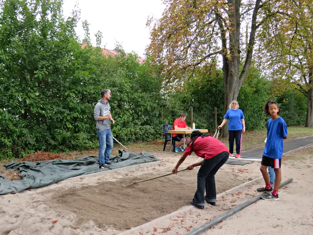 Beim Weitsprung | Foto: Brigitte Melder