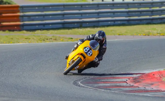 Reiner Scheidhaier auf der Honda 125 ccm | Foto: Marcel Uhlmann