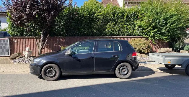 Das Gespann parkt ordnungsgemäß | Foto: Polizei