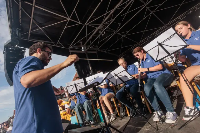 Musikverein Edelweiß spielt zur Kerwe Eröffnung | Foto: Paul Needham