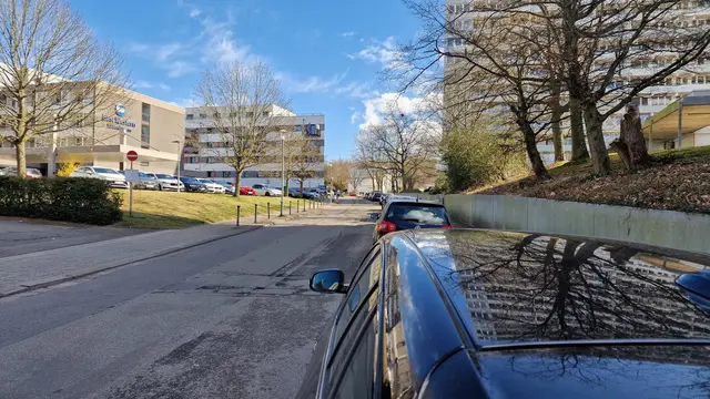 Am Samstag kam es auf dem St.-Quentin-Ring in Kaiserslautern zu einer Explosion eines bislang nicht näher bestimmten pyrotechnischen Gegenstandes | Foto: Ralf Vester