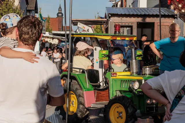 Kerwe in Wörth  | Foto: Paul Needham