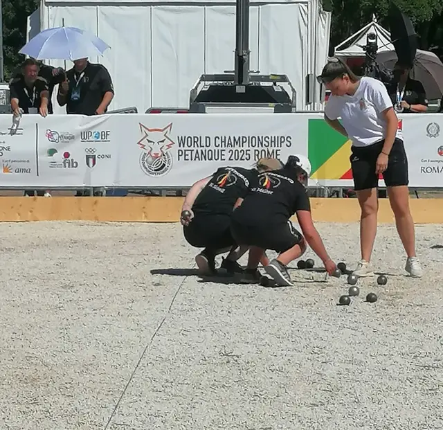 Gina und Nina im Spiel Doublette (w) | Foto: DPV