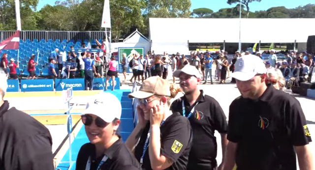 Einmarsch im Boulodrome | Foto: DPV