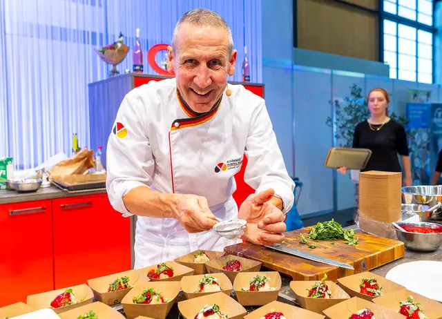 Kochen live erleben – Die Kochbühne der offerta | Foto: Messe Karlsruhe/Jürgen Rösner