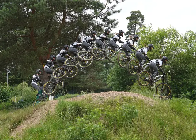 8 ´BikEmotion´

Aufgenommen im Bikepark Trippstadt | Foto: Wolfgang Simon