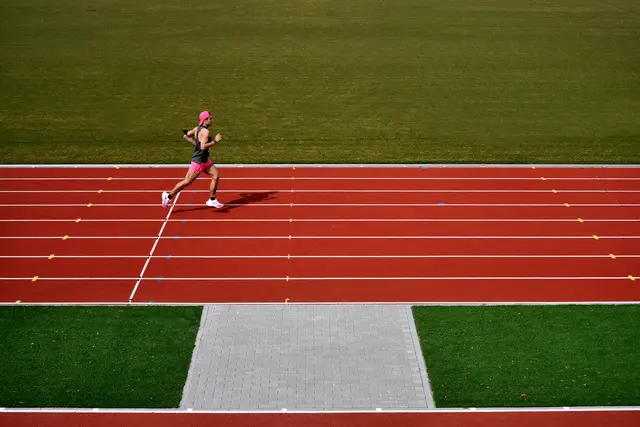 2 Die Einsamkeit eines Langstreckenläufers - Bienwaldmarathon in Kandel | Foto: Andreas Becht