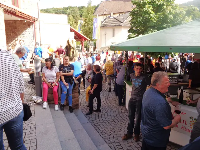 Ganz schön was los rund ums Bürgerhaus | Foto: OG Marienthal