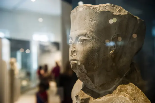 Sitzstatue Amun | Foto: Schoenen/Badisches Landesmuseum