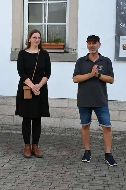 Begrüßung des Premierenpublikums durch Museumsleiterin Barbara Thomas und den Vorstand Achim Stadter | Foto: Andrea Abt