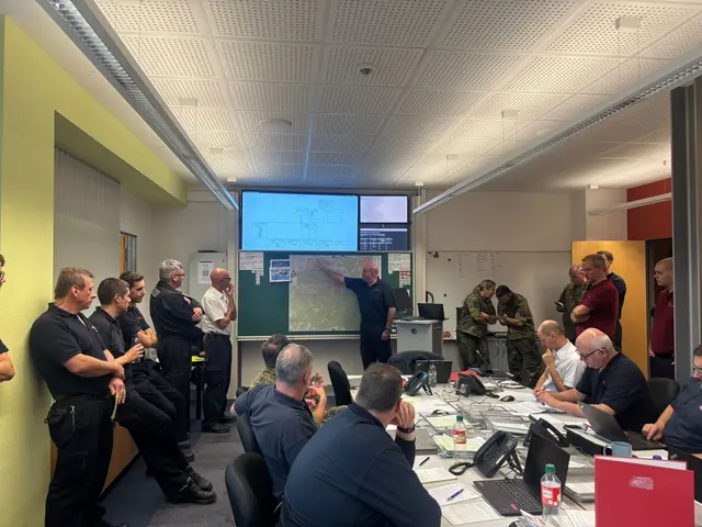 Bei der Übung wurden insbesondere Führungsstrukturen erprobt, Abläufe überprüft und die Zusammenarbeit der Stellen in Krisensituationen vertieft | Foto: Feuerwehr Kaiserslautern